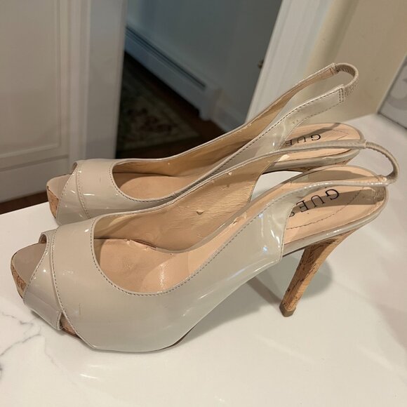 GUESS Nude Patent Slingback Peep Toe Cork Heels | Size 8.5 - Picture 3 of 8